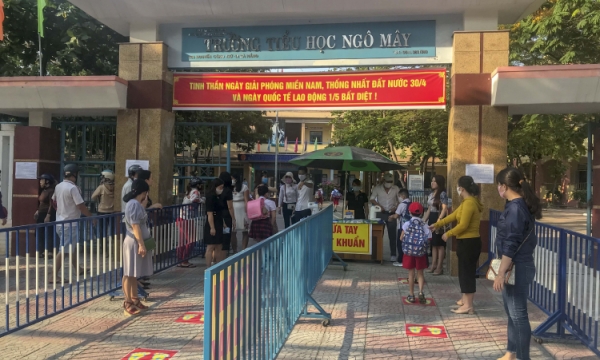 Học sinh Đà Nẵng trở lại trường sau kỳ nghỉ phòng dịch COVID-19